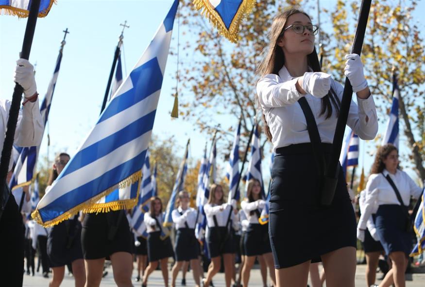 Μεγαλειώδης Στρατιωτική Παρέλαση για την 28η Οκτωβρίου στη Θεσσαλονίκη