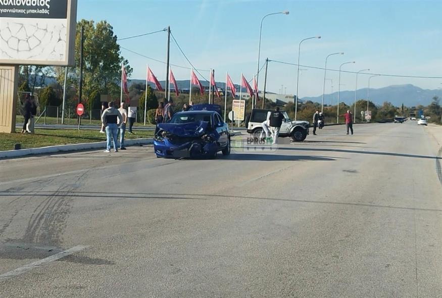 Τροχαίο Δυστύχημα στην Εθνική Οδό Ιωαννίνων Αθηνών με Θανάσιμο Θύμα