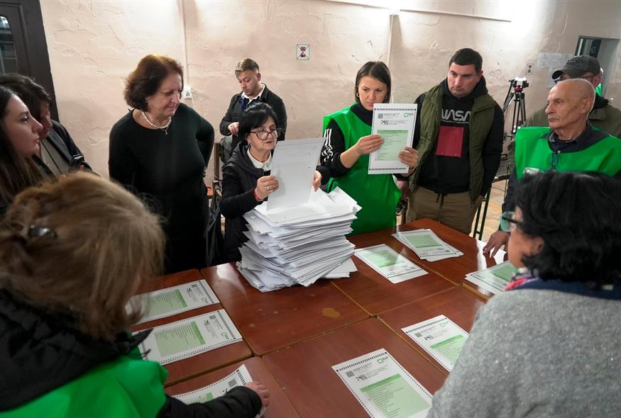 Γεωργία Ηλεκτρίζει το Πολιτικό Τοπίο με Εξελίξεις Οι Εκλογές Αμφισβητούνται